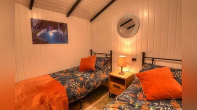 Изрображение 'B Уэльсе появился отель на глубине заброшенной шахты (видео)'