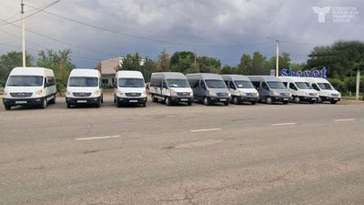 Изрображение 'В Хорезм доставили 23 новых микроавтобуса для перевозок жителей двух районов'