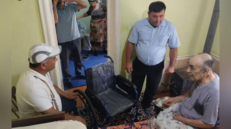 'Respublika ishchi guruhi Navoiy va Farg`ona viloyatlarida aholi muammolarini o`rganmoqda'ning rasmi