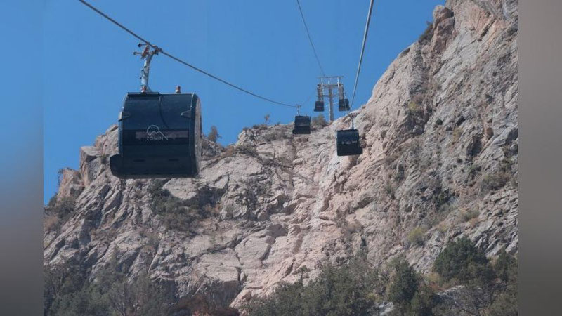 '"Zomin” turistik-rekreasion zonasidagi dor yo`li ishga tushirildi'ning rasmi