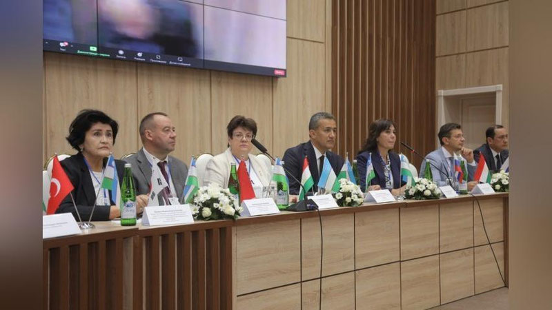 '10dan ziyod mamlakatlar tibbiyot sohasi vakillari ishtirokida xalqaro miqyosdagi Ilmiy-amaliy konferensiya bo`lib o`tdi'ning rasmi