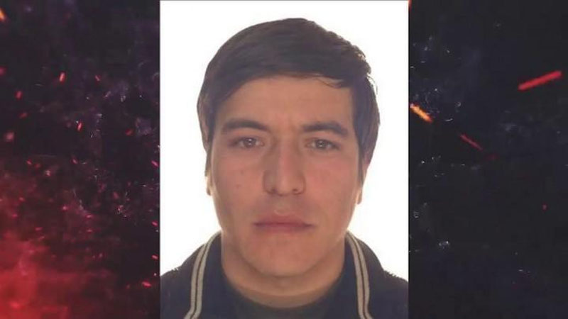 'Suriyadagi terrochilik tashkiloti media markazi rahbari, asli namanganlik  erkak qidirilmoqda (video)'ning rasmi