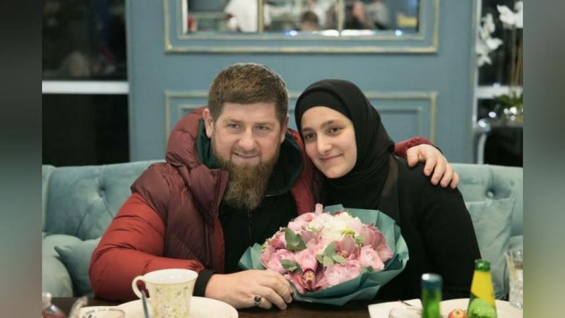 'Ramzan Qodirov 24 yoshli qizini bosh vazir o`rinbosari etib tayinladi'ning rasmi