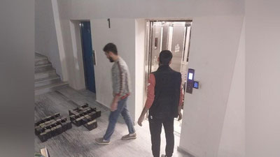 '9-қаватдан тушиб кетган лифт рўйхатидан ўтказилмаган ва фойдаланишга қабул қилинмаганлиги аниқланди.'ning rasmi