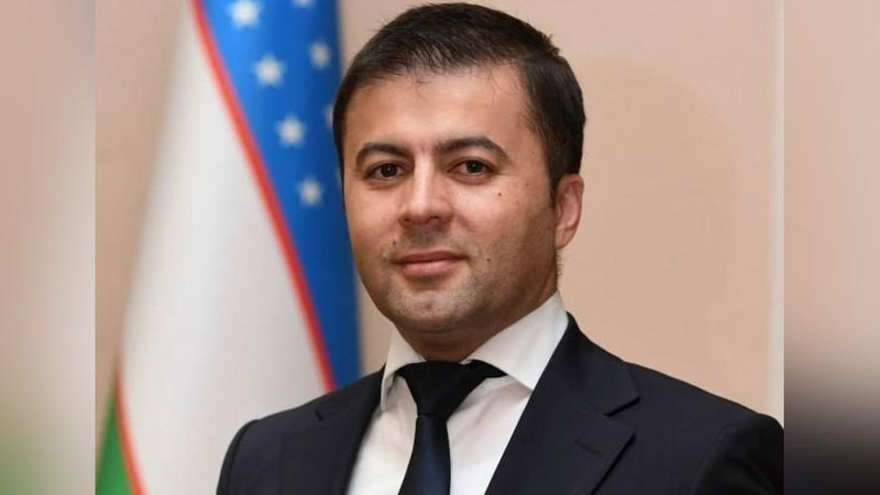 Изрображение 'Бывший замглавы АГМК Абдулла Азизов стал главным фармацевтом страны'