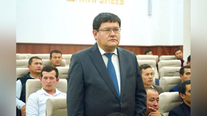 'Vazir o`rinbosari Sayxunobod tumaniga hokim bo`ldi'ning rasmi