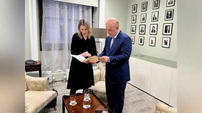 Изрображение 'Новый посол Узбекистана в Лондоне вручил копии верительных грамот'