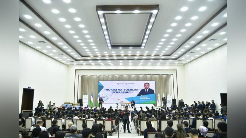 'Navoiyda Jismoniy tarbiya fani o`qituvchilari uchun hokim ustamasi joriy etiladi'ning rasmi