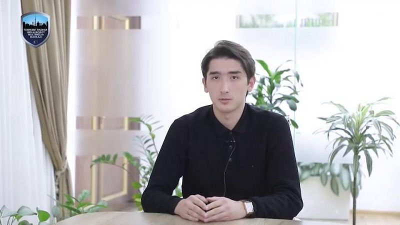 'To`pponcha bilan tushgan rasmini Instagram sahifasiga joylashtirgan 21 yoshli yigit ogohlantirildi (video)'ning rasmi