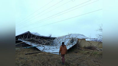 'Самарқанд ва Жиззахда кучли шамол сабаб аҳоли "свет"сиз қолди'ning rasmi