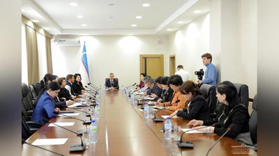 'Soxta “psixolog”lar faoliyatini tartibga solish shart'ning rasmi