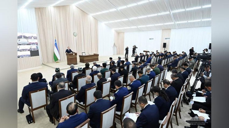 'Jizzaxda ekin erida etishtirilayotgan mahsulot boshqa viloyatlarga nisbatan 2 barobar kam'ning rasmi