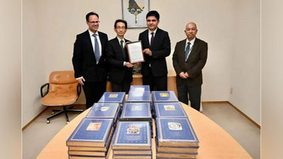 '"O`zbekiston madaniy merosi jahon to`plamlarida" turkumidagi kitob-albomlar Yaponiya muzeyiga topshirildi'ning rasmi