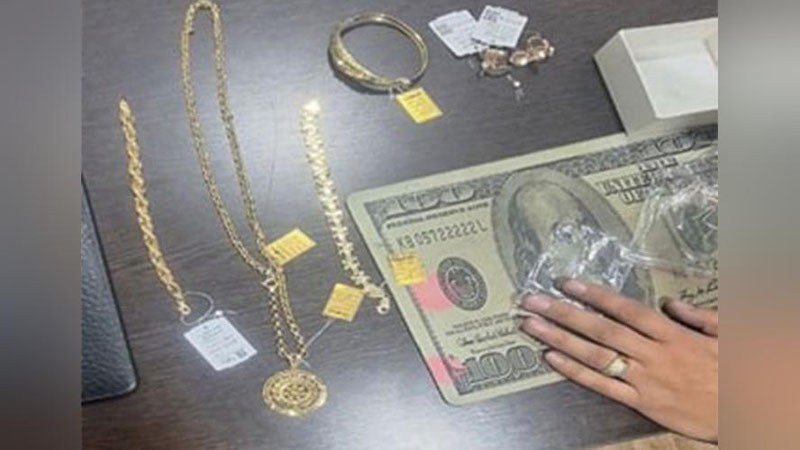 'Chorsuda zargarlik do`konidan tilla buyumlarni o`g`irlab ketgan 12 yoshli bola ushlandi'ning rasmi