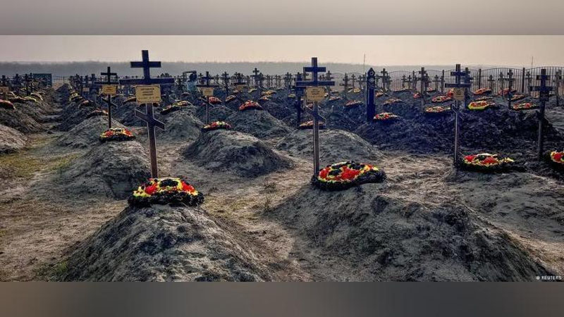 'Rossiyadagi asosiy harbiy qabristonda joy tugamoqda'ning rasmi