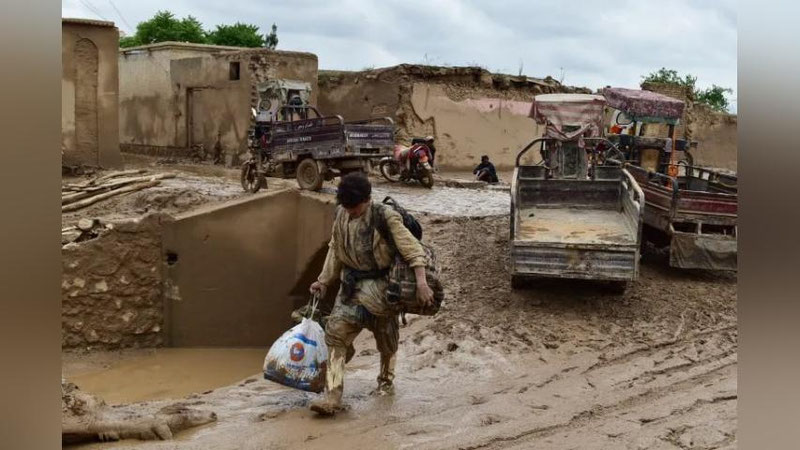 'Afg`onistondagi sel oqibatida 150 dan ortiq kishi halok bo`ldi'ning rasmi