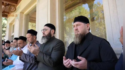 'Ramzan Qodirov Toshkentdagi Ko`kcha qabristoni va Hazrati Imom majmuasini ziyorat qildi'ning rasmi