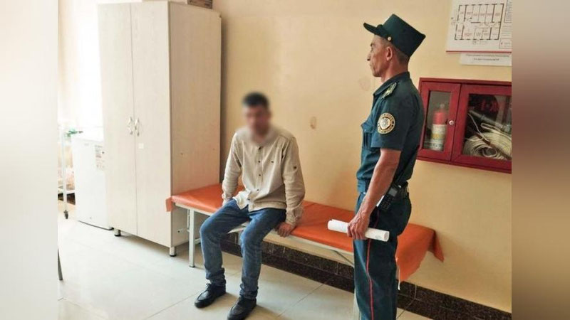 'Toshkentda ruhiy xasta erkak qo`shni ayolni kaltakladi'ning rasmi