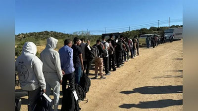 'AQSh chegarachilariga O`zbekistondan kelgan noqonuniy migrantlarni deportasiya qilish buyurildi'ning rasmi