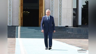 Изрображение 'Шавкат Мирзиёев отбыл в Азербайджан'