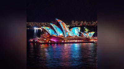 '​Cиднейда чироқлар фестивали бошланди (Фото)'ning rasmi