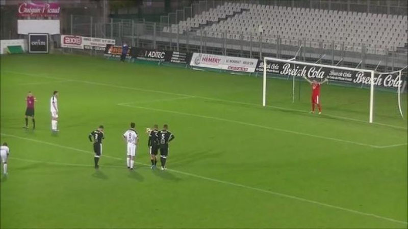 Изрображение 'ФРАНЦУЗСКИЙ ВРАТАРЬ ТРИЖДЫ ЗА 5 СЕКУНД СПАС ВОРОТА (ВИДЕО)'