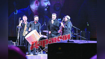 'RAFET EL ROMANNING SAMIMIYaTI HARORATIDAN BAHRAMAND BO`LING! (video, foto)'ning rasmi