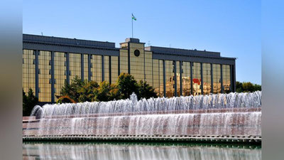 'MOLIYa VAZIRLIGI TIZIMIDAN 562 NAFAR XODIM IShDAN BO`ShATILGAN'ning rasmi