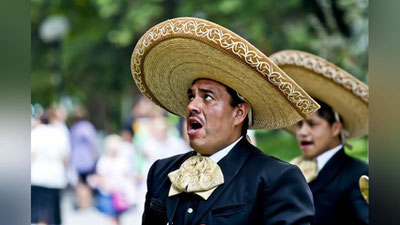 'Мексикаликлар қуёш билан саломлашишди'ning rasmi