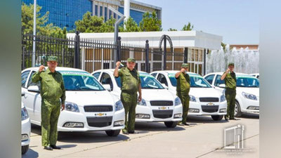 'Inspeksiya xodimlariga xizmat mashinalari topshirildi'ning rasmi