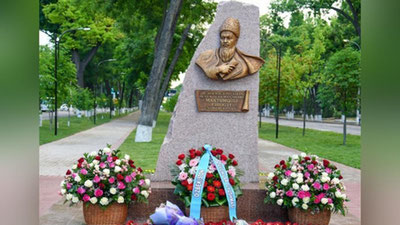 '​Тошкент шаҳрида Махтумқули номидаги кўча ва унга бағишланган меъморий ёдгорлик очилди'ning rasmi