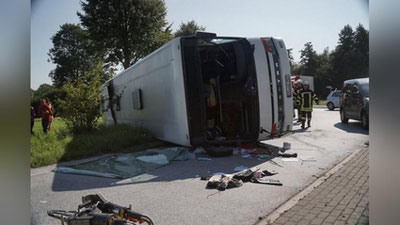 'КХДРда хитойлик сайёҳлар ҳалокатга учради'ning rasmi