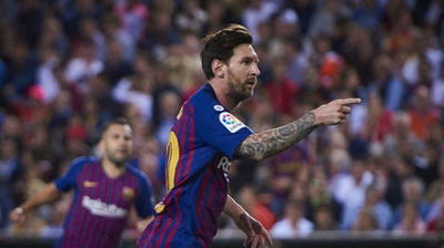 Изрображение 'СМИ: МЕССИ И РОНАЛДУ ВПЕРВЫЕ ЗА 10 ЛЕТ НЕ ПОЛУЧАТ "ЗОЛОТОЙ МЯЧ"'