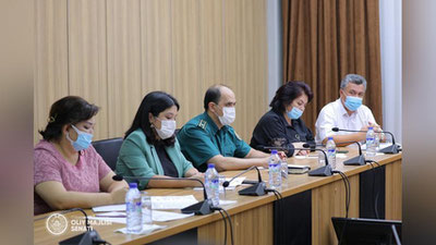 'Senatning Fan, ta`lim va sog`liqni saqlash masalalari qo`mitasi Ishchi guruhi yig`ilishi bo`lib o`tdi'ning rasmi