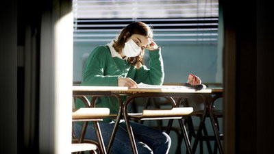 'Rossiya xorijlik talabalarning mamlakatga kirishiga ruxsat berdi'ning rasmi