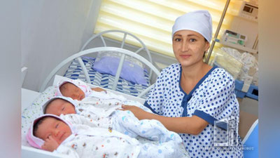 'Surxondaryoda uch egizak dunyoga keldi'ning rasmi