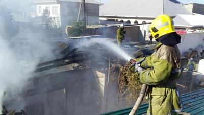 'Navoiy shahridagi kuchli yong`inda nogironlar qutqarildi'ning rasmi