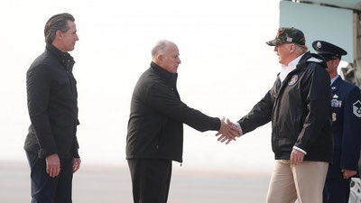 'Tramp Kaliforniya aholisiga hamdardlik bildirdi 'ning rasmi