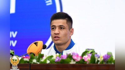 'Shohjahon Ergashevga «Malibu» sovg`a qilindi'ning rasmi