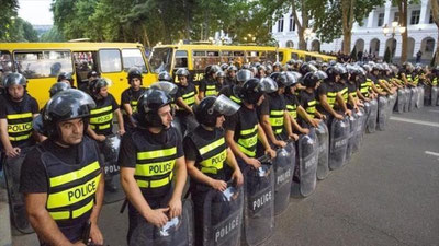 'Gruziyada davlat to`ntarishiga tayyorgarlik ko`rilmoqda'ning rasmi