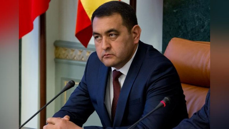 'Vafot etgan ayolning dafn marosimida birorta ham yaqini ishtirok etmadi, bu menga og`ir botdi — Namangan hokimi (video)'ning rasmi