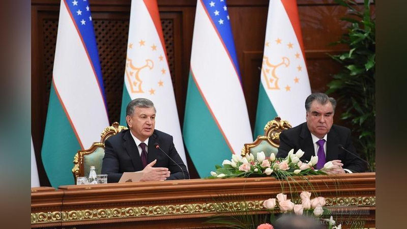 'Тарихий аҳамиятга эга ҳужжатлар имзоланди  'ning rasmi