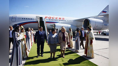 'Rossiya delegasiyasining yurtimizga tashrifi Buxoroga sayyohat bilan yakunlandi'ning rasmi
