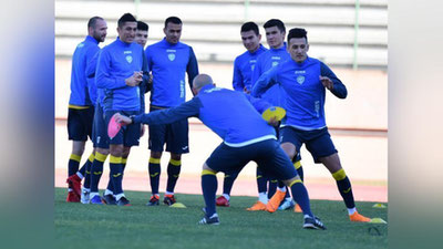 'Ўзбекистон МТЖнинг Сенегалга қарши ўйин олди расмий машғулотидан фотолавҳа'ning rasmi
