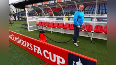 'Vazni 125 kg bo`lgan darvozabonning o`yin vaqtida ishtahasi ochildi'ning rasmi