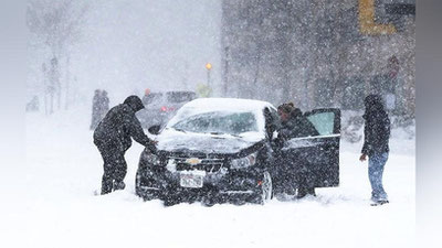 'AQShda kuchli qor bo`ronlari kuzatilmoqda 'ning rasmi