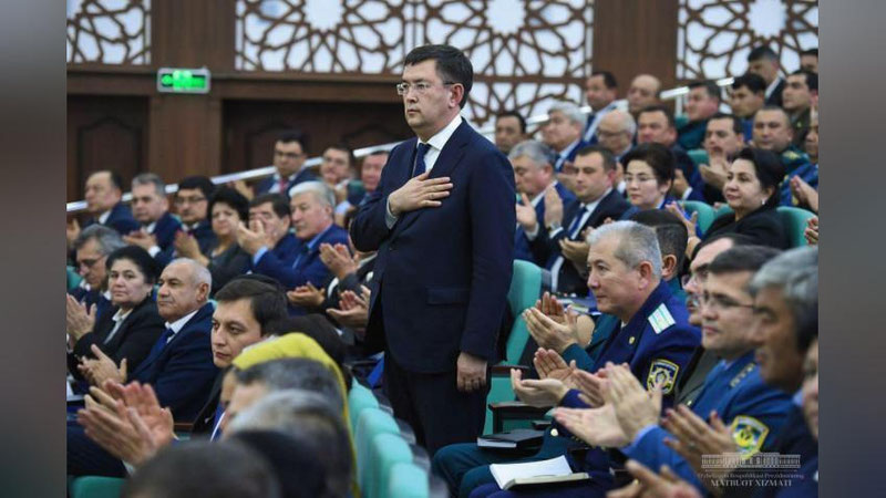 'Самарқанд вилоятининг ҳокими тасдиқланди'ning rasmi