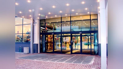 Изрображение 'Узбекским предпринимателям предложили занять свободные места в торговых центрах в России'