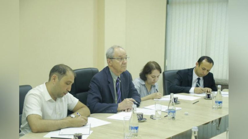'«Ozodlik radiosi» bosh muharriri O`zbekistonga tashrifidan ko`zlangan maqsadni aytdi'ning rasmi