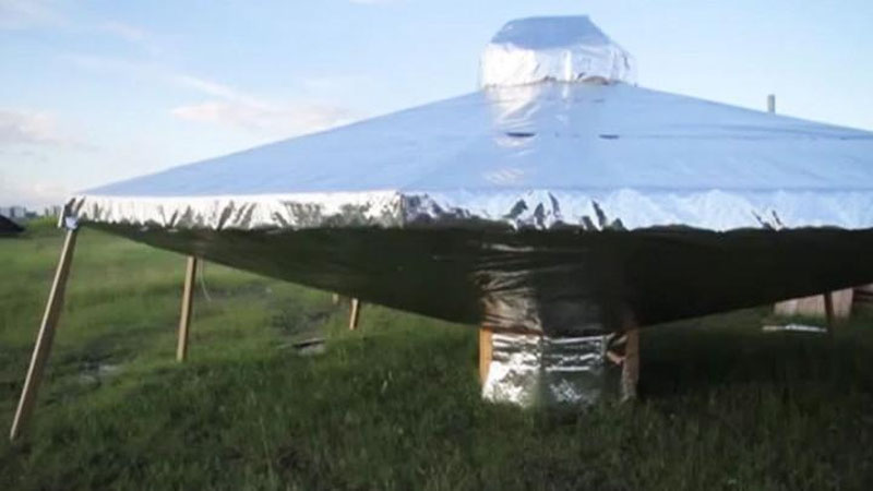 '​Самаралик фермер учар ликопча ясаб, фазога учишга тайёргарлик кўрмоқда'ning rasmi